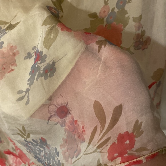 H Trend 100% sheer silk bat sleeve top with viscose cami in floral print - Picture 4 of 5